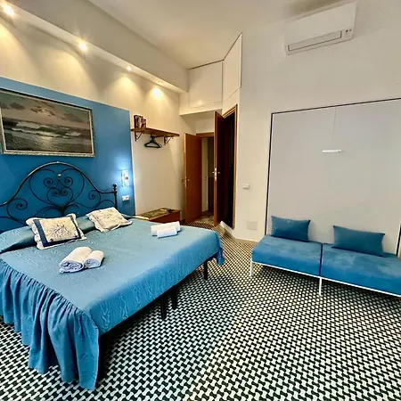 The Main Plaza - Rooms&apartment